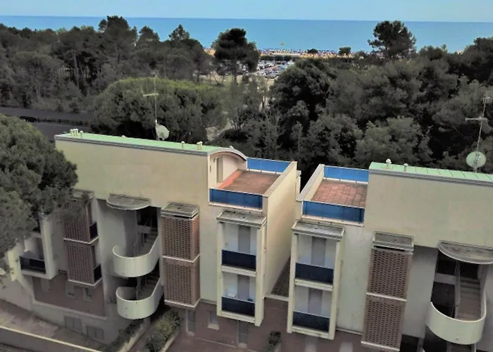 Апартаменты Duplex 100mt From The